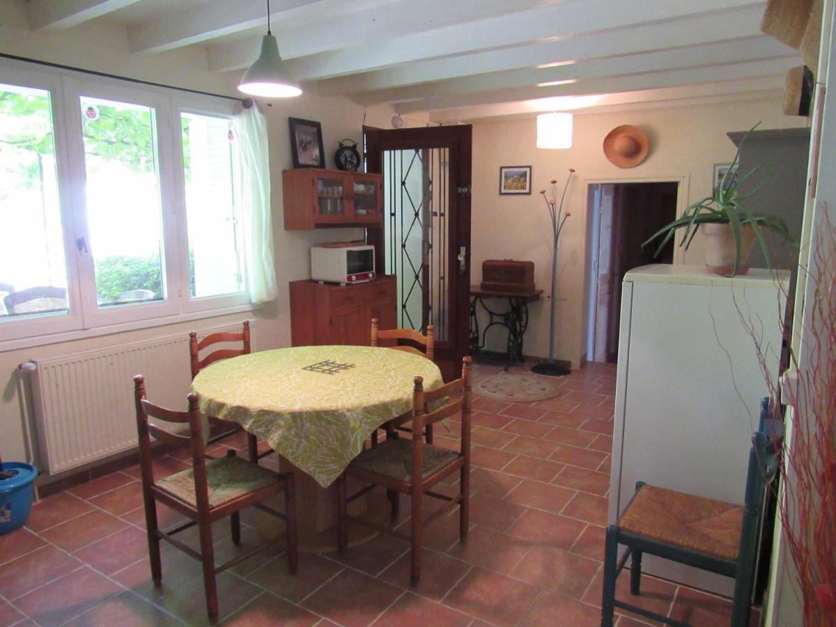 Le Moulin Bed and Breakfast Pradelle Exteriör bild