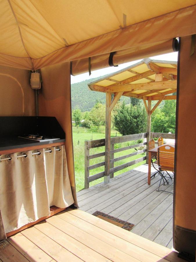 Le Moulin Bed and Breakfast Pradelle Exteriör bild
